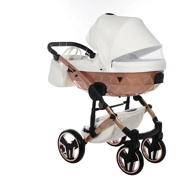Детская коляска Junama Diamond Mirror Satin V2 3 в 1 на медной раме фото 3